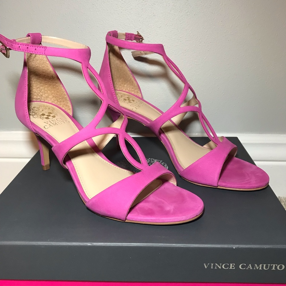 Vince Camuto, Payto strappy pink suede heels 7.5